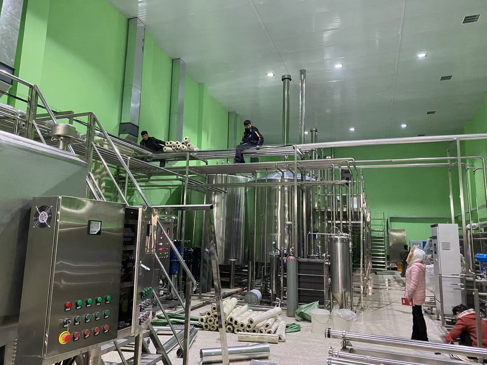 沈丘精酿啤酒设备厂—精酿啤酒设备制造：传承工艺与创新科技的交融